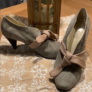 6/$20 Rylko Soft Olive Suede & Tan Leather Imported 🇵🇱 Poland 38 1/2 (8 1/2) EUC
